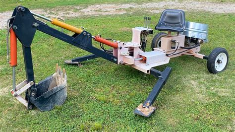 towable backhoe trencher